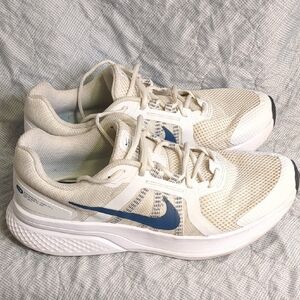 Men's Nike Run Swift 2 in the "Summit White/Valerian Blue" colorway. 